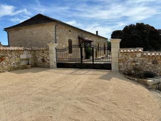 Maison de charme avec piscine chauffée - Nojals-et-Clottes - 9