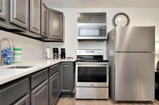 Sugar Sand Cottage B by Pristine Properties Vacation Rentals - Mexico Beach - 2