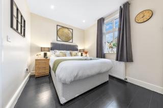 Sunny & Stylish 1-Bed Flat in a Prime London Spot! - Barnet - 8