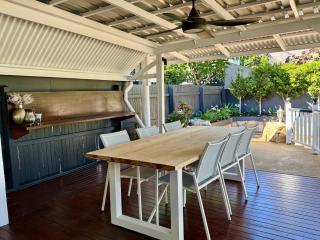 3 Bed Queenslander In Heart Of Brisbane - Brisbane - 2