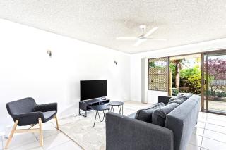 Coastal Retreat Pool, Views & Gourmet Delights - 6
