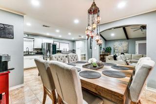 3 Mi to Downtown McAllen Quiet Home with Pool - McAllen - 4