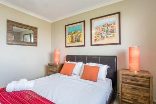 Indooroopilly Haven - Tranquil Stay with Easy City Access - 7