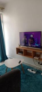 Racecourse studio Netflix WiFi Free parking - 1