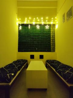 Nomad's Nest Backpackers Hostel - Guwahati - 8