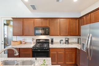 Downtown Flagstaff Retreat, Game Room and Sleeps 8 - Flagstaff - 4