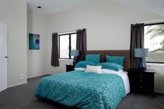 Mt Maunganui White House - 1