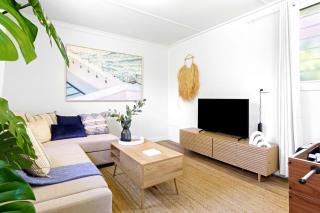 Stunning Lakefront Home with Bonus Studio - 7