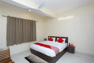 Hotel O D Green Palace - New Delhi - 9