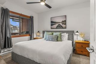 Silverhorn Hydeaway at The Crossing - Canmore - 4