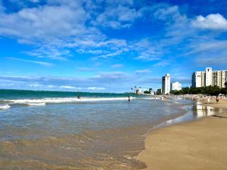 Beachfront Tropical Tantra Apartment - San Juan - 4