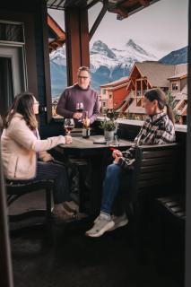 Cougar Creek Hydeaway - Canmore - 3