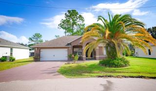 Spacious home with heated pool in Palm Coast! - Palm Coast - 9