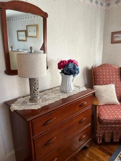 Furnished and Flexible at Buttonwood Park - Perfect for Longer Stays! - 1