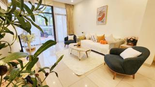 YLY Lotus - Hạ Long - 1