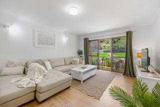 Shelly Cove Apt 12 - common pool - Port Macquarie - 9