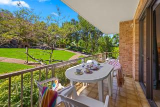 Shelly Cove Apt 12 - common pool - Port Macquarie - 1