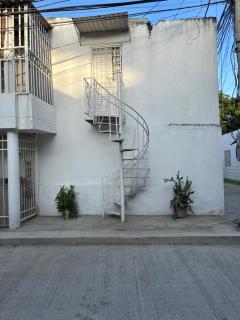 APARTAMENTO EL TREBOL 01 - Santa Marta - 0