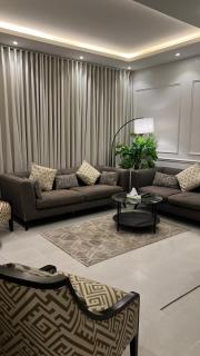 شقة انيقه في موقع مميز - 0