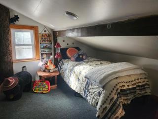 Pet Friendly Creekside Cabin Kooser St Park - 6