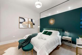 Chic 2BR 2BA Condo with Balcony - River North Chicago - 3