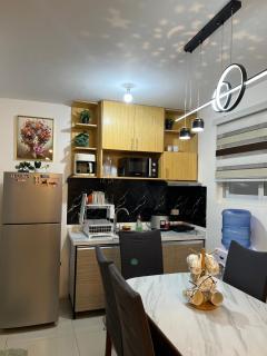 Cozy 4 Bedroom Diamond Heights Near Airport & Sta Lucia Mall - Davao - 7