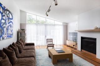 Pavilion Beach House - 2