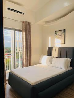 WV 20 Smooth Space Minimalist Apartment - Iloilo - 0
