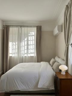 Shanghai Hills& Art Suite 15 - Near Line 1 & 7 Changshu Road Metro - 0