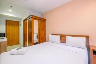 Classic and Cozy Studio at Cinere Bellevue Suites Apartment By Travelio - 7