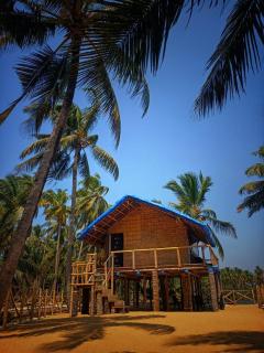 Serene island - Chāvakkād - 1