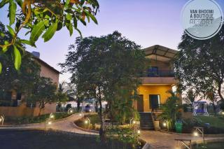 Levelup Boutique Vanbhoomi Resort - 8