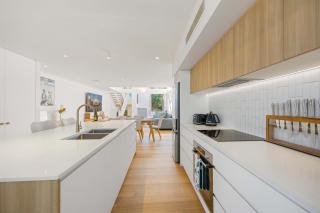 Noahs Beach House - at Flynns - Port Macquarie - 9