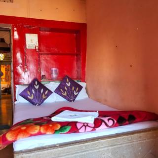 Hostel Peace & Love Home Stay - 6