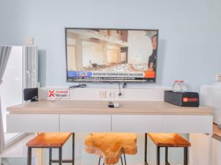 Comfy and Homey Studio at Vivo Apartment By Travelio - 1