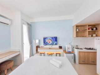 Comfy and Homey Studio at Vivo Apartment By Travelio - 6