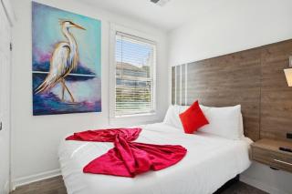 Retro Charm and Comfort Near the French Quarter - New Orleans - 4