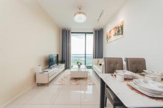 Macrolink Medini Opulent 2BR4pax by Our Stay - Kangkar Pendas - 0