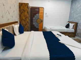 Hotel The Pushpraj - Varanasi - 2