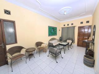 De Monjali Homestay Jogja - Kejayan - 3