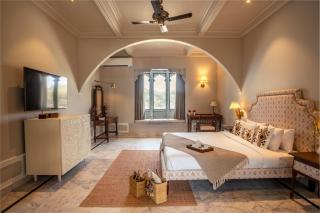 Daulatgarh Resort - 4