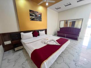 007 Universe Resorts And Spa - Karjat - 8