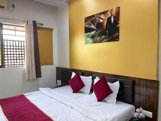 007 Universe Resorts And Spa - Karjat - 7