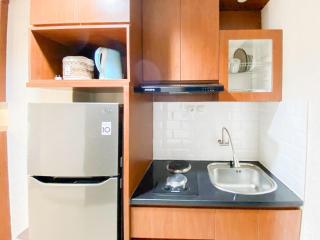 Good and Restful Studio at Patraland Amarta Apartment By Travelio - 5
