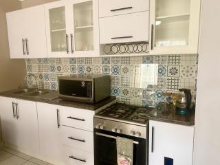 Little Apartment at The Sea - Ballito - 9