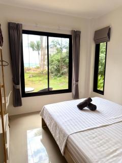 White Pearl 2BR Beachfront House Malibu Seaview - Mae Haad - 8