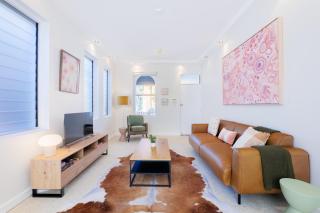 2 Bedroom Renovated Cottage - 1 Stop to Central - Sydney - 0