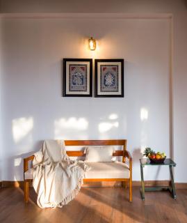 ELIVAAS Goldencrest 6 BHK Villa Nestled in the Hillside of Kasauli - 9