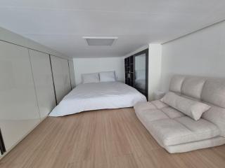 Gangnam Comfortable House, 1min to Subway - Seul - 6