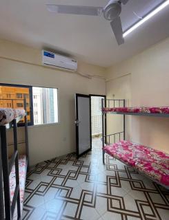 Apartment near bus station & market with sea view - Sharjah - 2